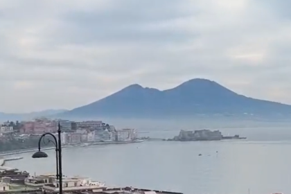 In bici nella Napoli nel cinema